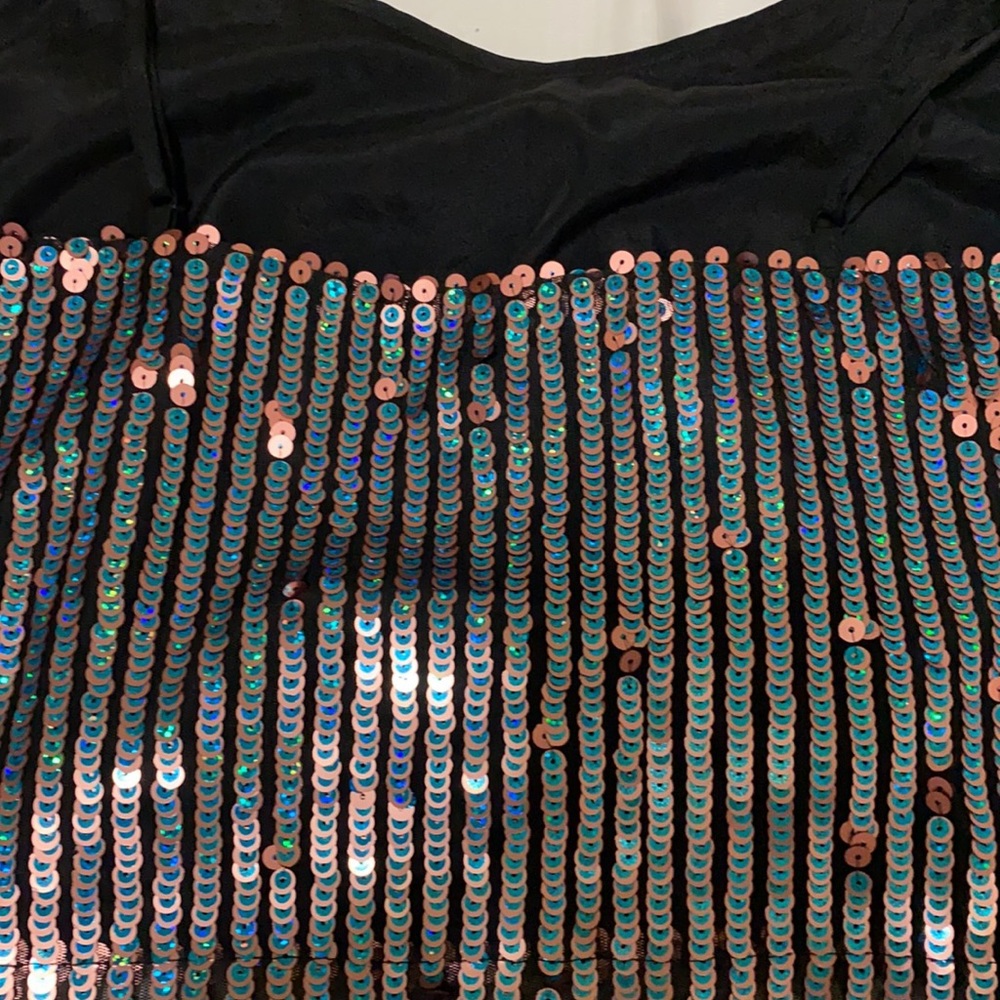 Sequins Top - Picture 3 of 3